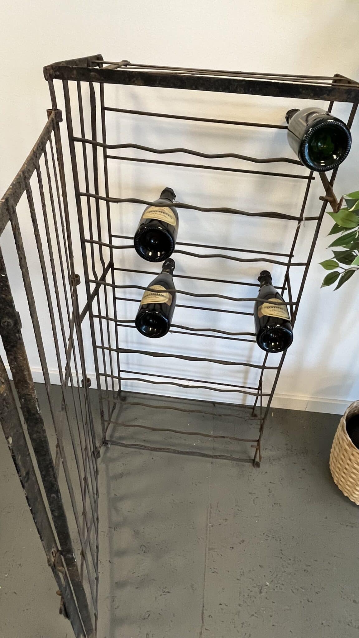 Flot Gammel Vinreol med Låge - Billede 6