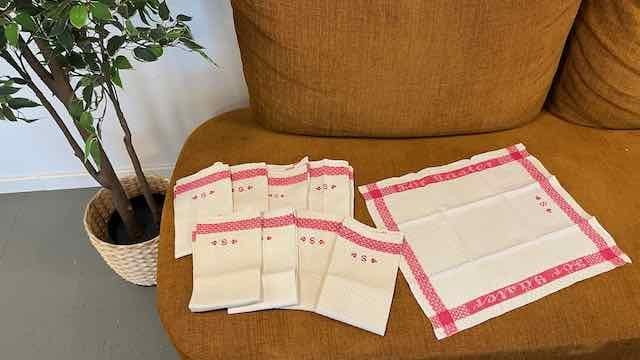 Svenske Viskestykker med Og uden Broderier - Billede 19