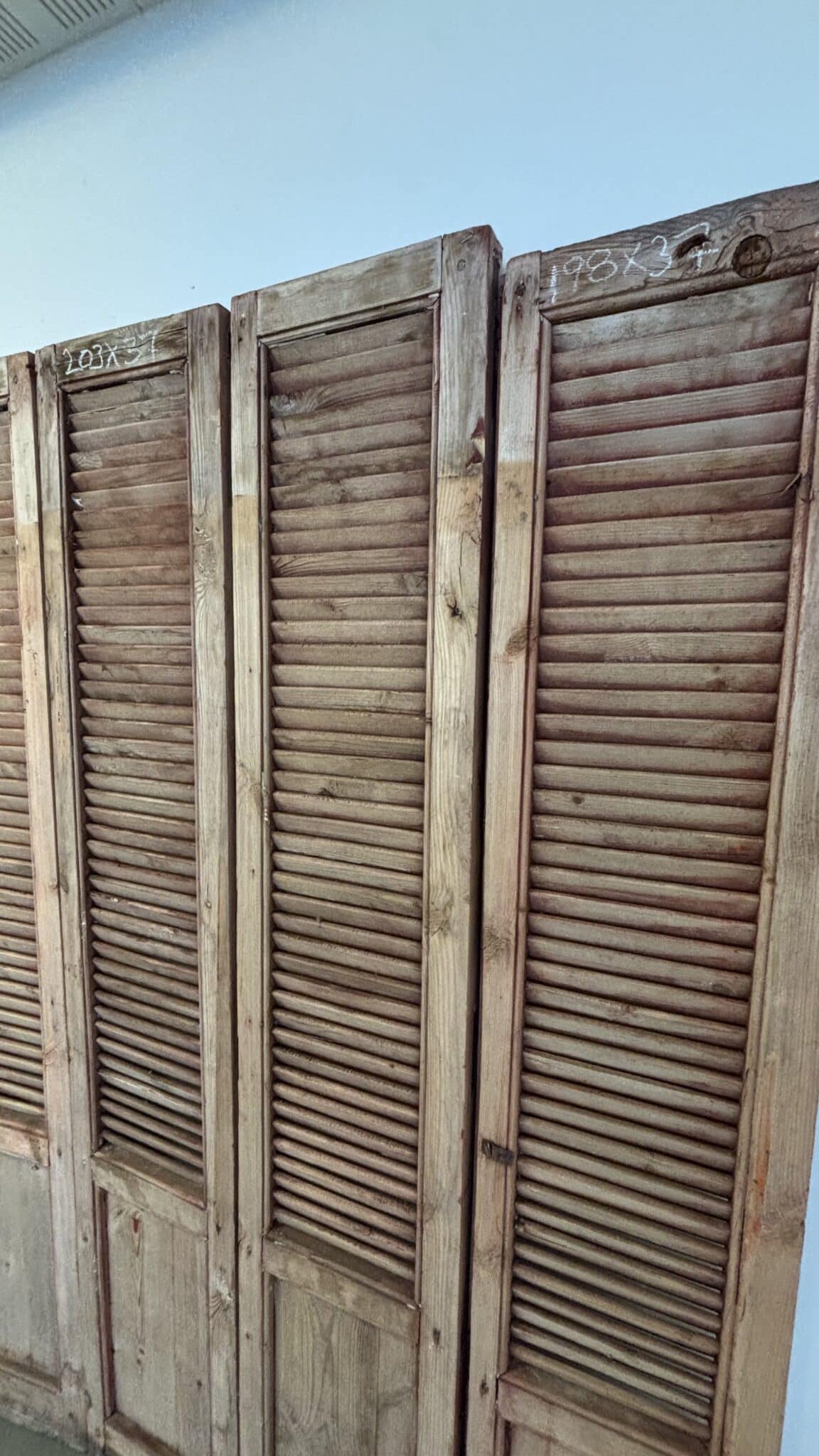 Gamle Franske Skodder – Autentisk Vintage med Smuk Patina - Billede 3